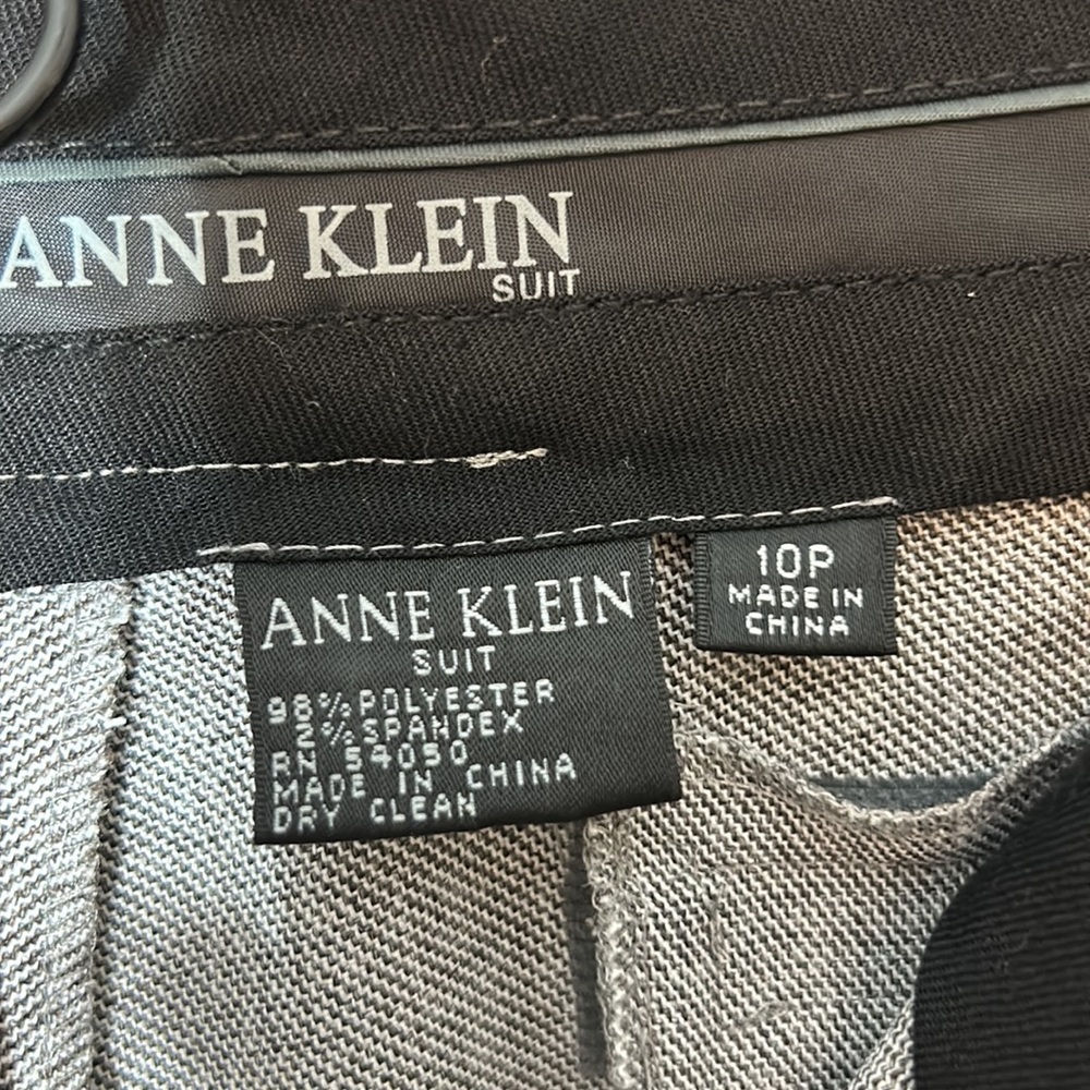Anne Klein 10p Pants Suit / Women's Gray Blazer and Pants Set - Picture 3 of 10